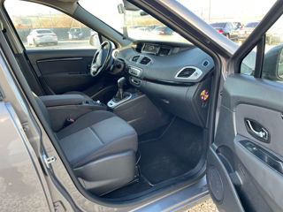 Renault Grand Scenic foto 5