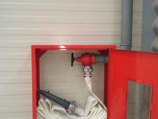 Hidranti interiori și exteriori de combaterea incendiilor(protecție contra incendiu)пожарная система foto 1