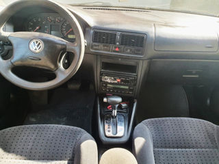 Volkswagen Golf foto 9