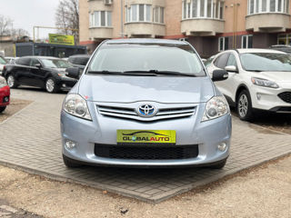 Toyota Auris foto 2