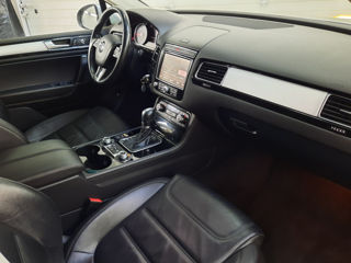 Volkswagen Touareg foto 13