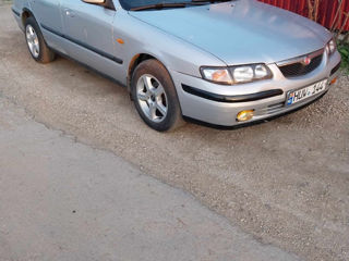 Mazda 626 foto 1