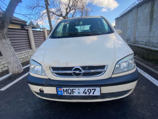 Opel Zafira foto 3