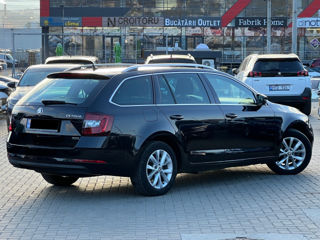 Skoda Octavia foto 4