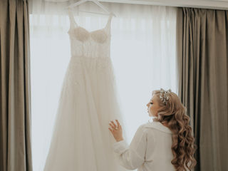 Блестящее свадебное платье (не венченное