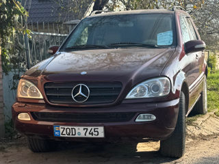 Mercedes M-Class