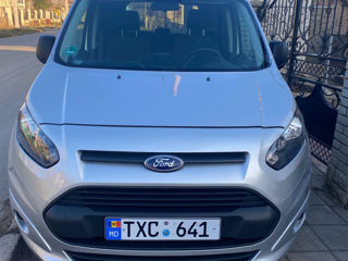 Ford Tourneo Connect foto 1