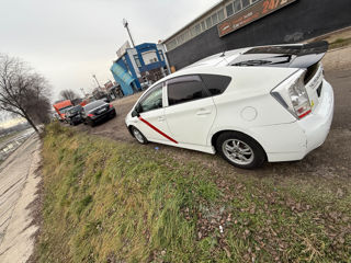 Toyota Prius foto 4