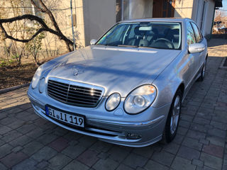 Mercedes E-Class foto 7