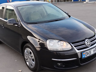 Volkswagen Jetta foto 1