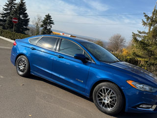 Ford Fusion foto 3