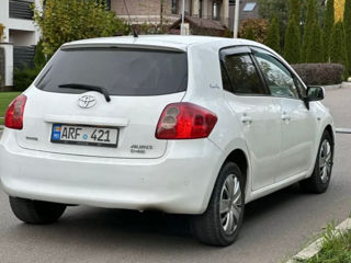 Toyota Auris foto 3