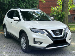 Nissan X-Trail foto 1