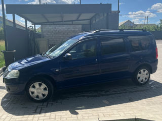 Dacia Logan foto 2