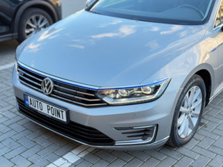 Volkswagen Passat foto 16