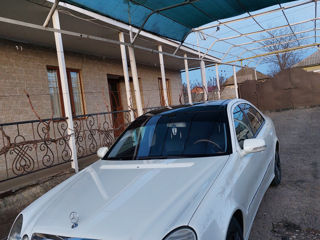 Mercedes E Class foto 1