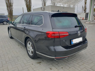 Volkswagen Passat foto 15