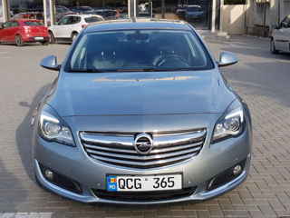 Opel Insignia foto 2