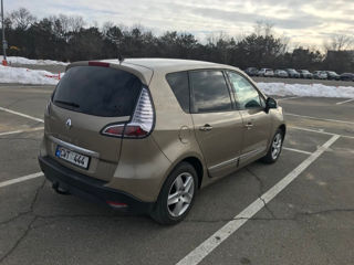 Renault Scenic foto 2