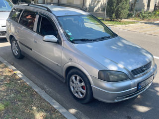 Opel Astra foto 1