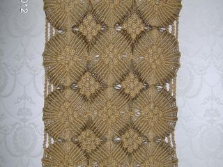 Изделия из пальмовых ниток: панно ручной вязки, корзинка, сумочка, подвеска для вазона макраме