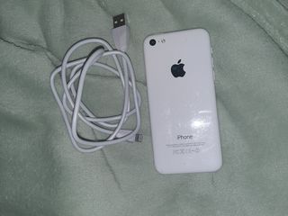 Se vinde iPhone 5c foto 2
