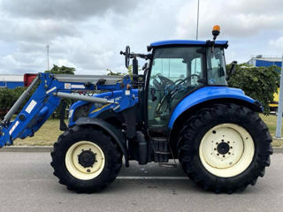 New Holland foto 8