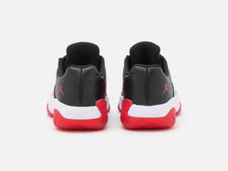 Air Jordan 11 CMFT foto 3