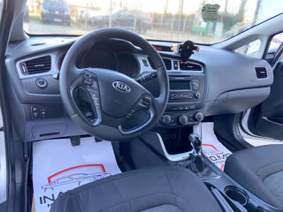 KIA Ceed Sw foto 6