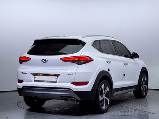 Hyundai Tucson foto 2