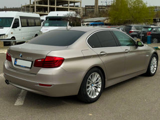 BMW 5 Series foto 5