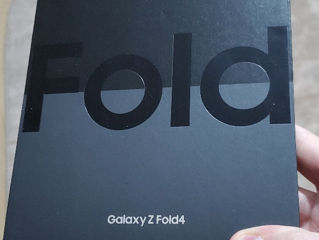 Samsung Z Fold 4 1TB