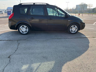 Renault Grand Scenic foto 7