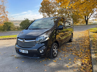 Opel Vivaro foto 6