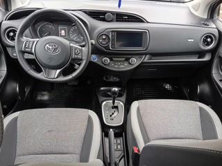 Toyota Yaris foto 6