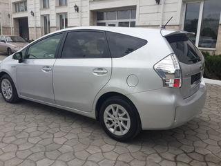 Toyota Prius + foto 3