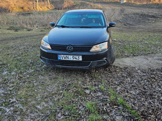 Volkswagen Jetta foto 4