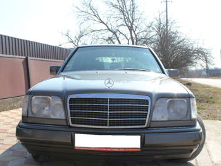 Mercedes E-Class foto 7