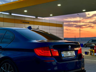 BMW 5 Series foto 5