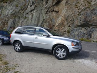 Volvo XC90 foto 1