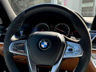 BMW 7 Series foto 11