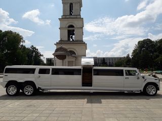 Arenda limuzine Chisinau Moldova Hummer H2 Tandem o limuzina perfecta de la Limos. foto 2