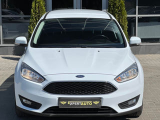 Ford Focus foto 2