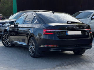 Skoda Superb foto 5