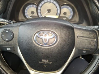 Toyota Auris foto 6