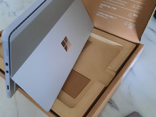 Microsoft surface pro 8. foto 2