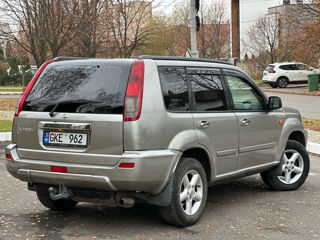 Nissan X-Trail foto 5