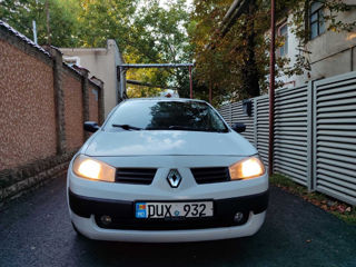 Renault Megane foto 1