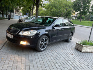 Skoda Octavia foto 2