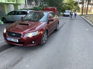 Subaru Legacy foto 3